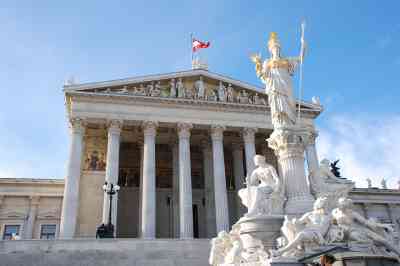 Parlament - © Alexander Reitter - Adobe Stock.com